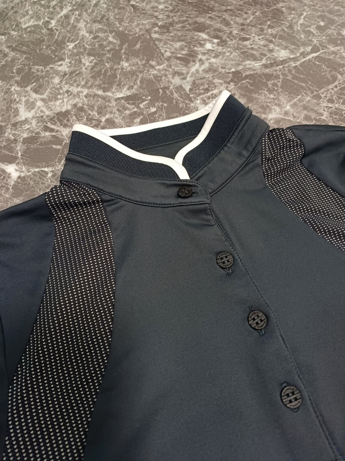 와이드앵글 여성 골프 긴팔 티셔츠 S(새상품)
​ 상품이미지3