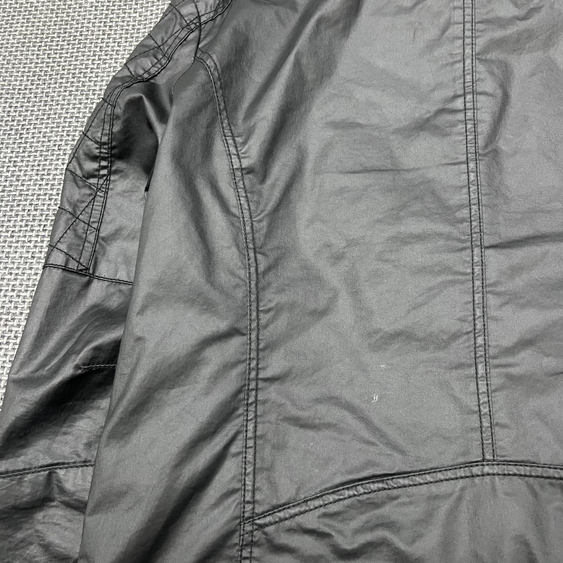 게스 00s 블랙 나일론 자켓 상품이미지7