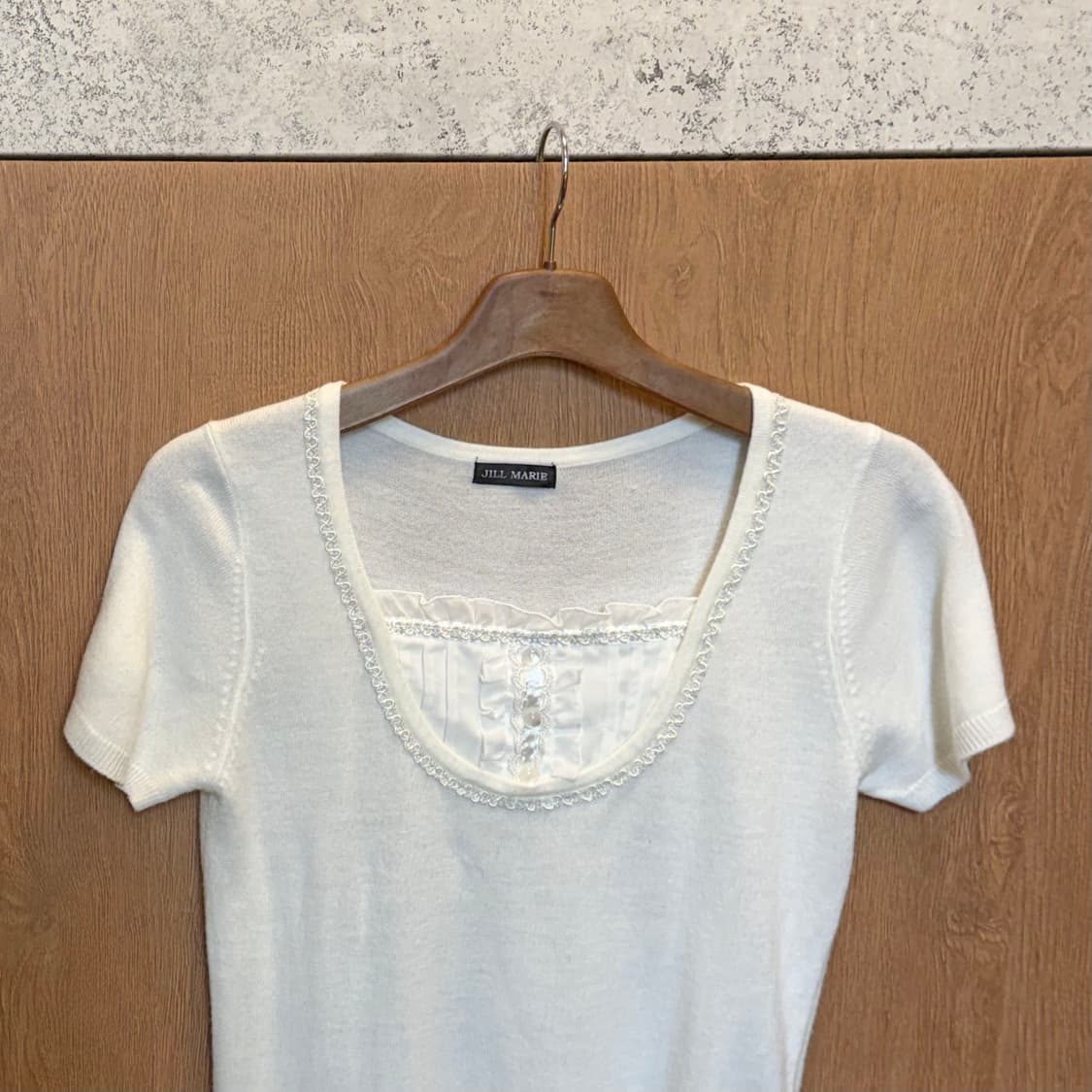 빈티지 라운드넥 반팔 니트 레이스 트림 디테일 아이보리 상품이미지7