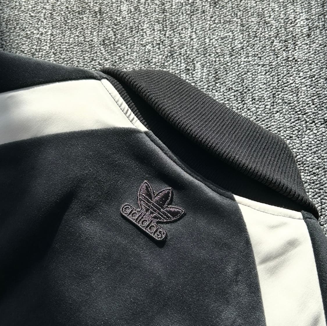 아디다스 안티 유니버시티 바시티 봄버 점퍼  상품이미지5