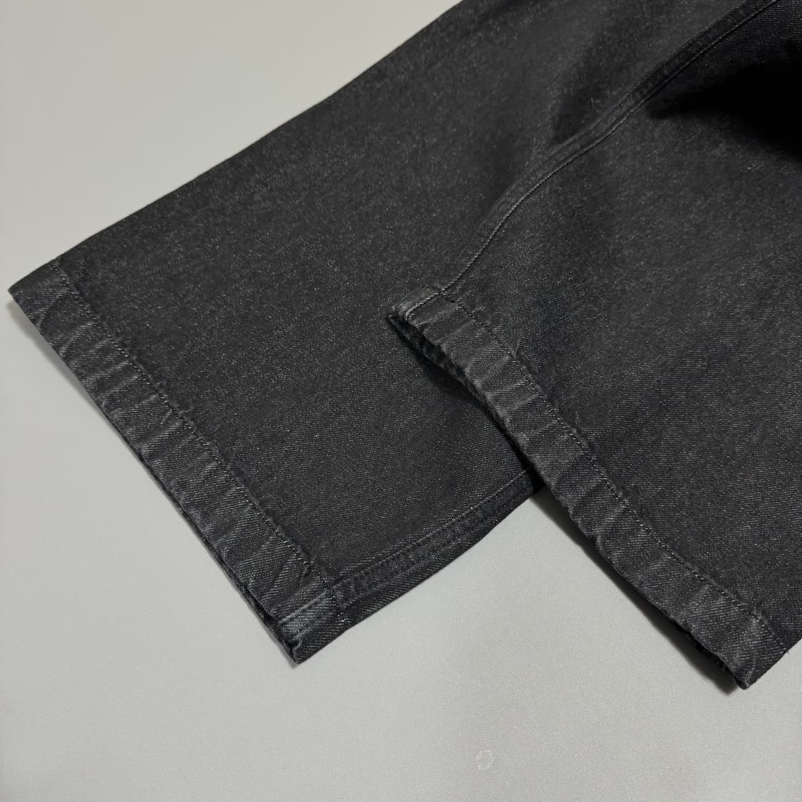 에드윈(EDWIN) 블랙컬러 워시드 코튼 와이드 루즈 데님 팬츠 상품이미지5