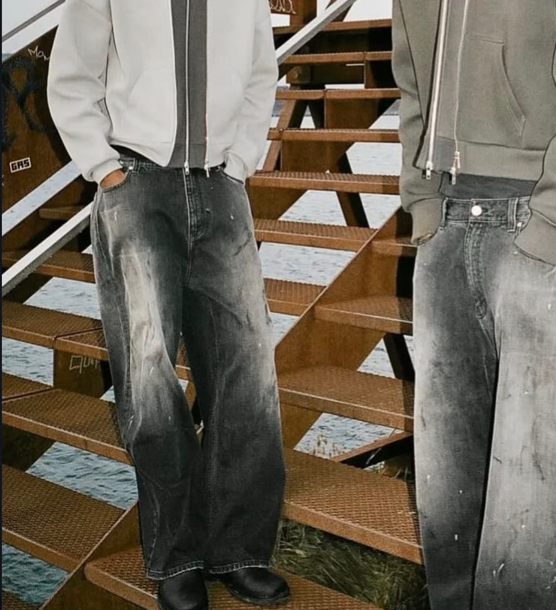 COMMOVENTI PAINT SPLATTER 데님 46 상품이미지1