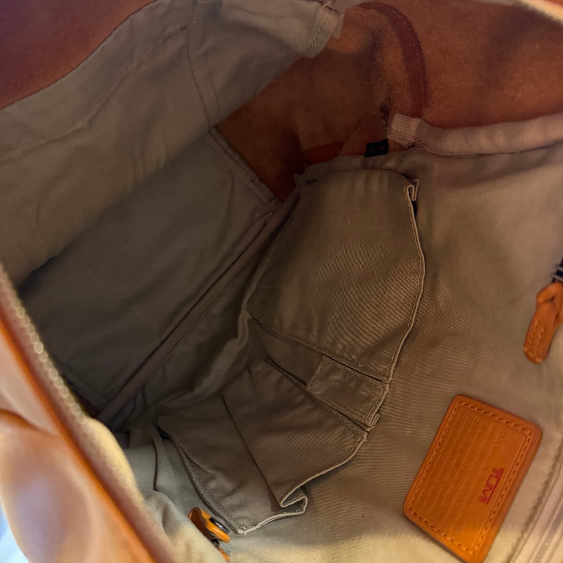 TUMI 투미 비콘힐 풀그레이 레더 백팩 상품이미지4