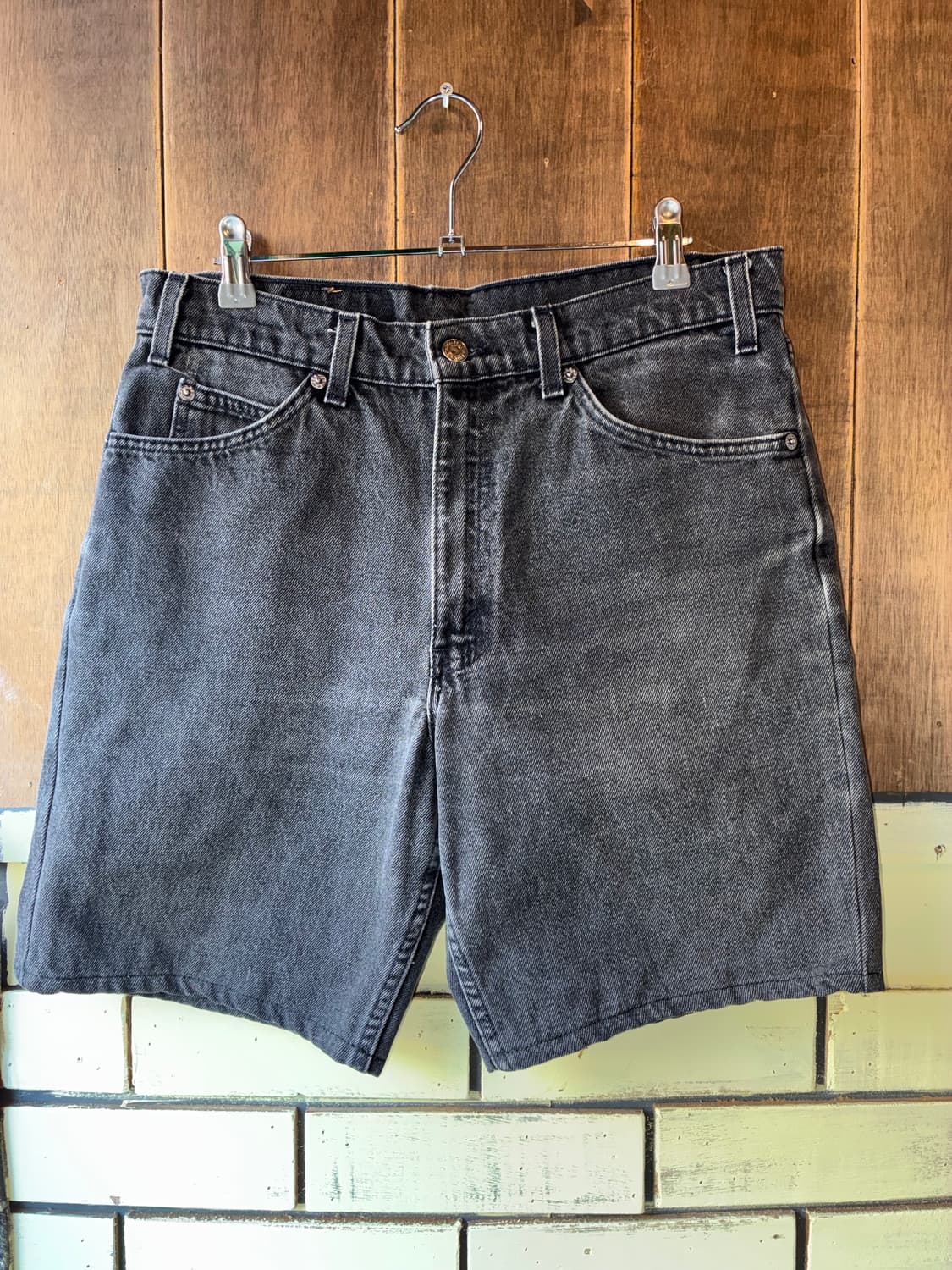 90’s Levi’s 550 Black Denim Shorts 상품이미지1