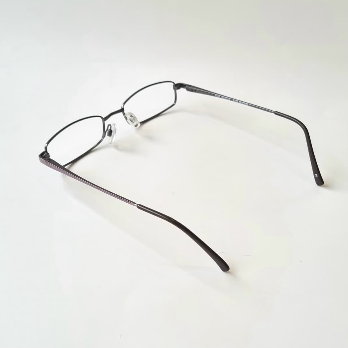 진열상품 긱시크 건메탈그레이 퍼플투톤 안경테 387 상품이미지4