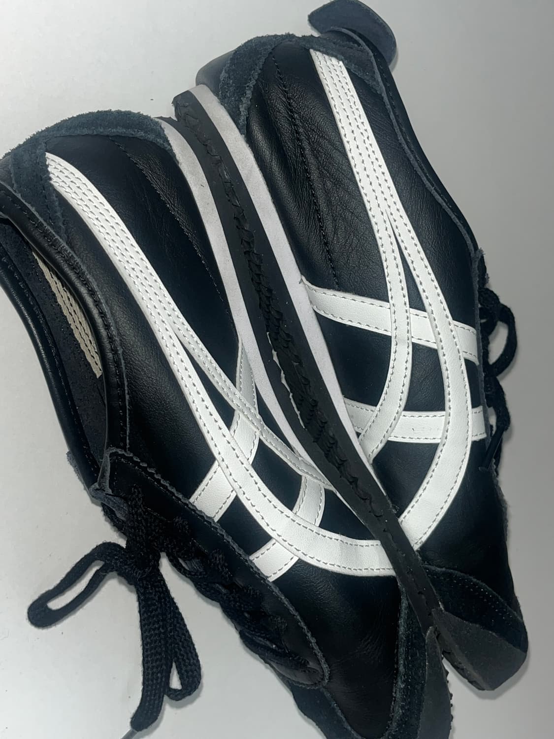 오니츠카타이거 블랙 245 상품이미지6