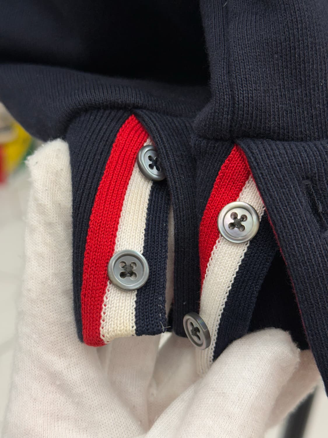 [3] 톰브라운 백삼선 맨투맨 상품이미지5