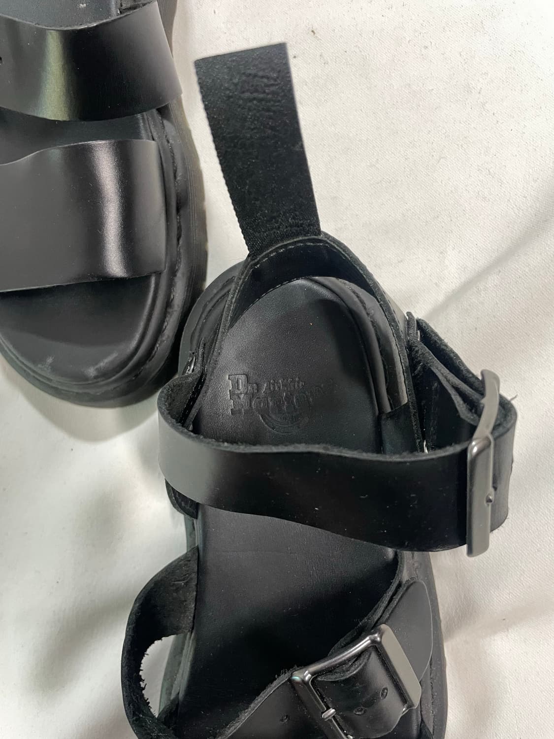 닥터마틴 그리폰 샌들 상품이미지8