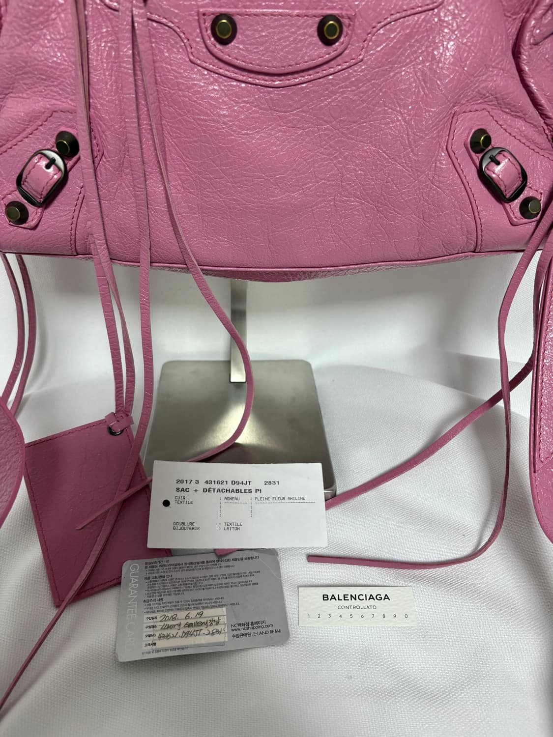 발렌시아가 시티 모터 스몰 핑크 상품이미지9