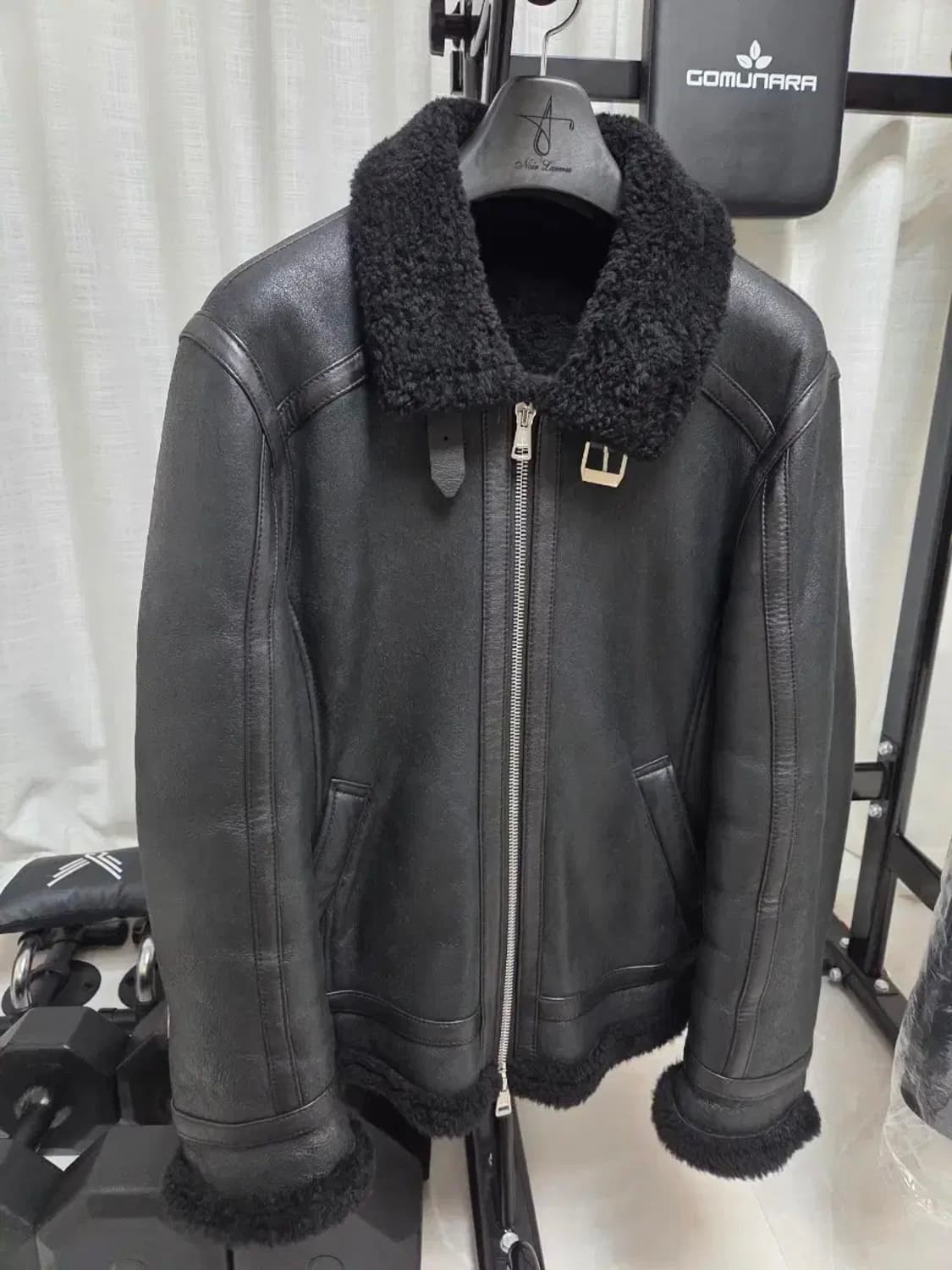 느와르 라르메스 무스탕 블랙 48 size 상품이미지1