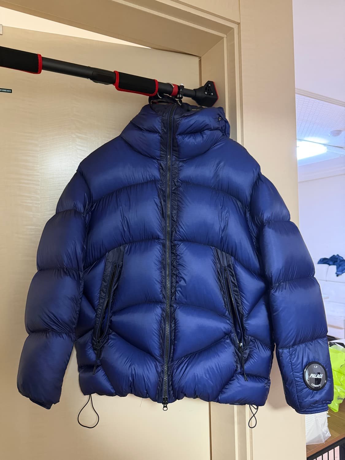 Cp 팔라스 패딩 판매합니다 (새상품급) 상품이미지1