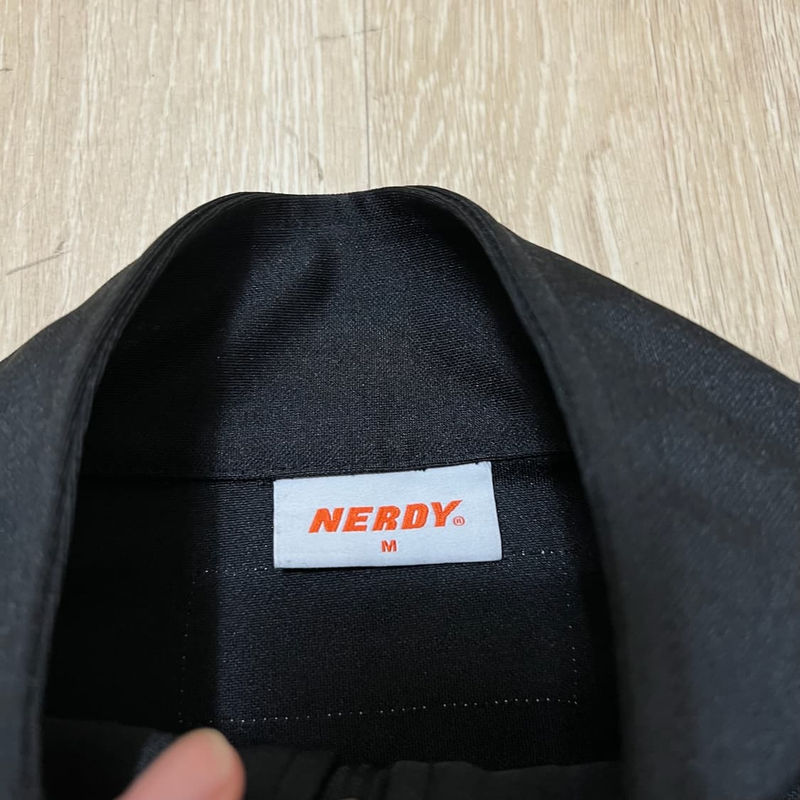 널디 로고 사이드라인 네온 트랙탑 져지 M/95 상품이미지5
