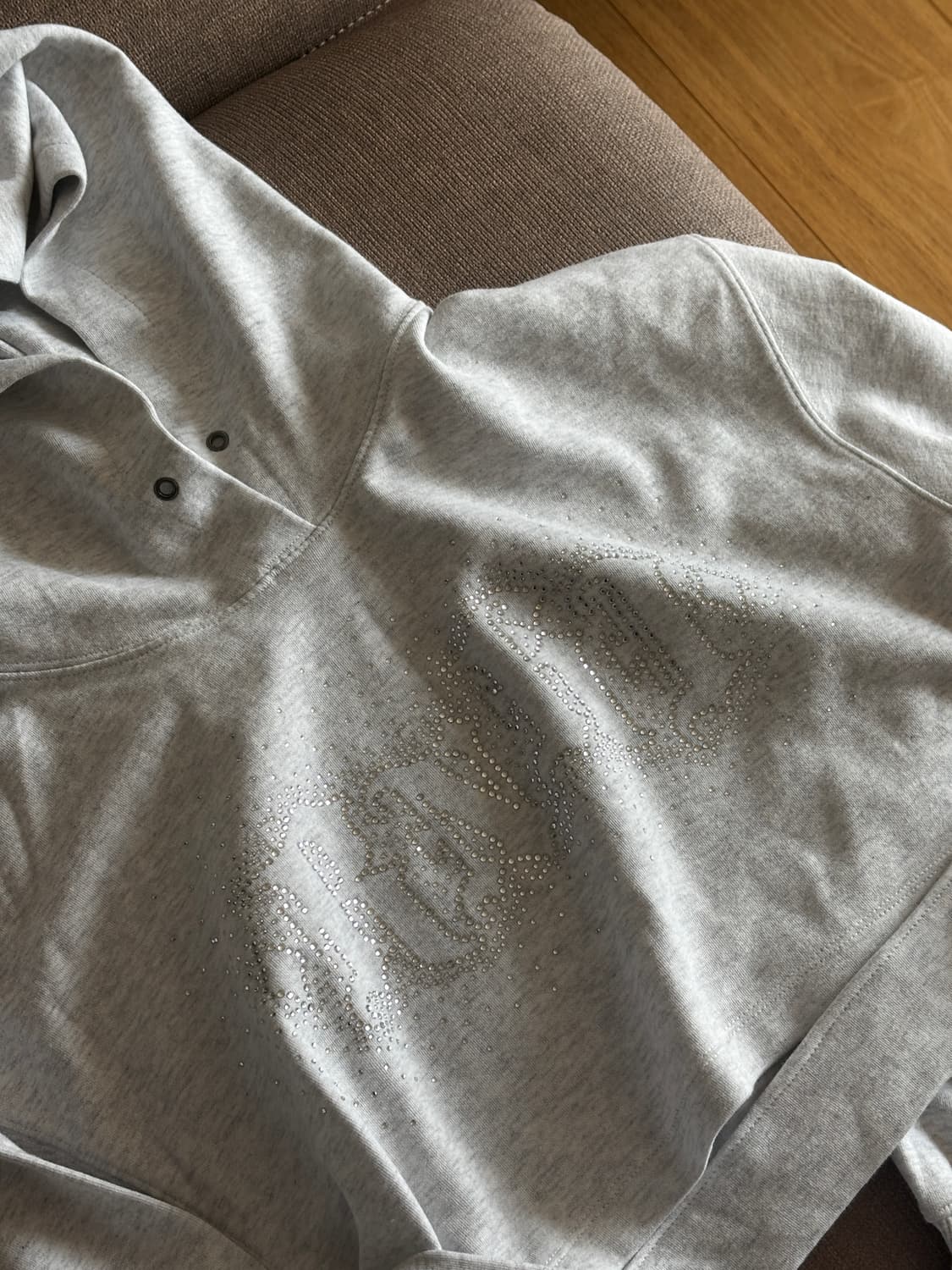 러닝하이 핫픽스 로고 벨트 크롭 후디 [화이트 멜란지] 상품이미지5