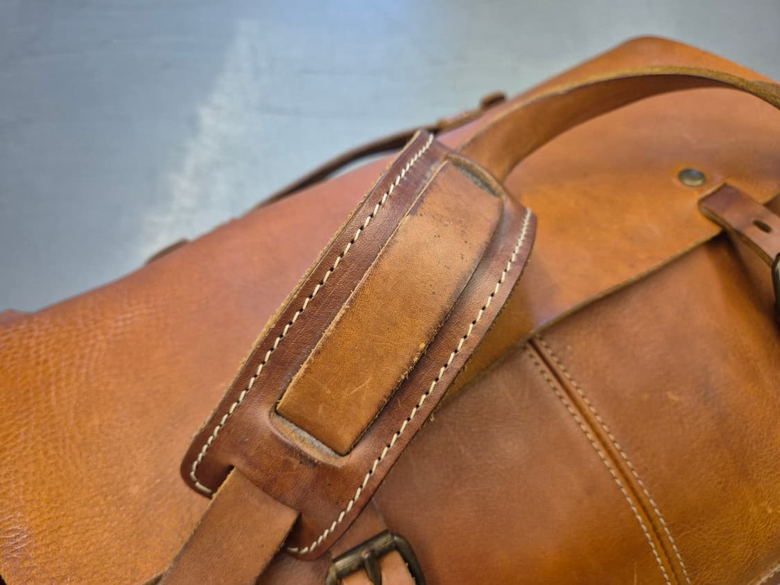 블루드쇼프 레더 메신져 백 상품이미지6