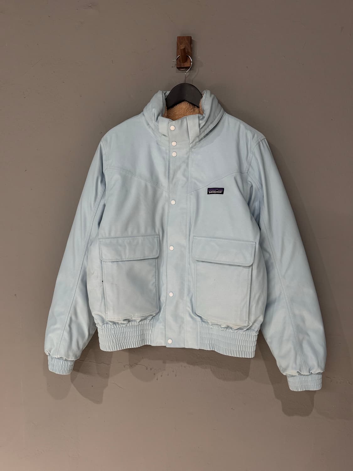 파타고니아 스카이블루 나누크 다운자켓 상품이미지2