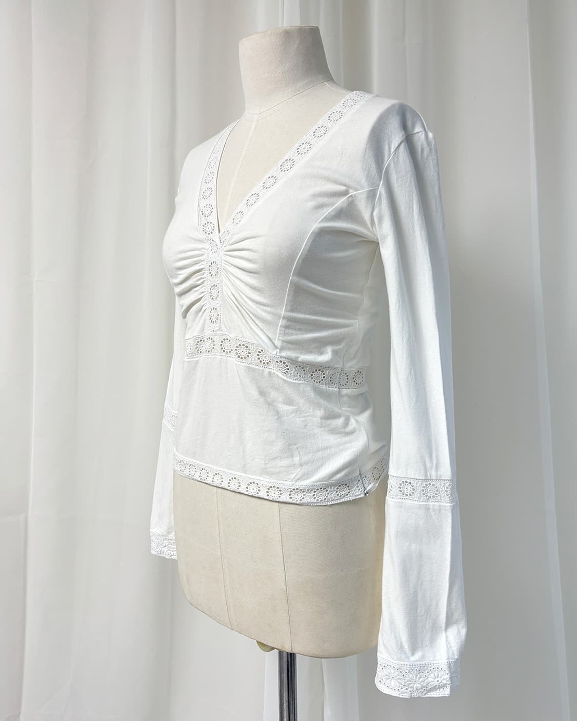 LALTRAMODA 레이스 트리밍 화이트 티셔츠 상품이미지9