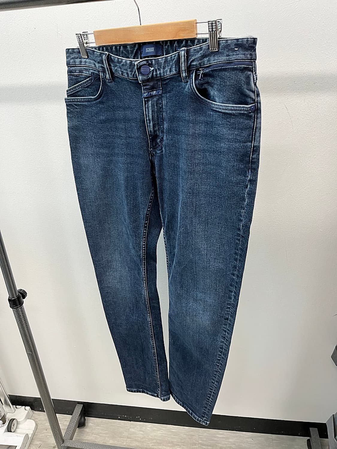 32-33) 클로즈드 신형 진청바지  상품이미지1