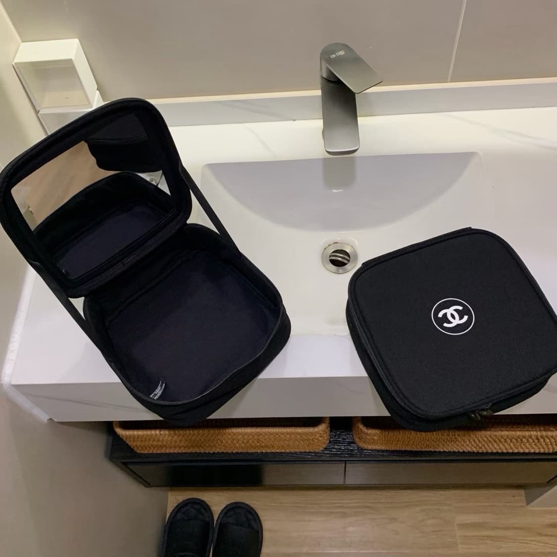 샤넬뷰티 트래블 미러 파우치 메이크업 기프트 파우치 상품이미지6