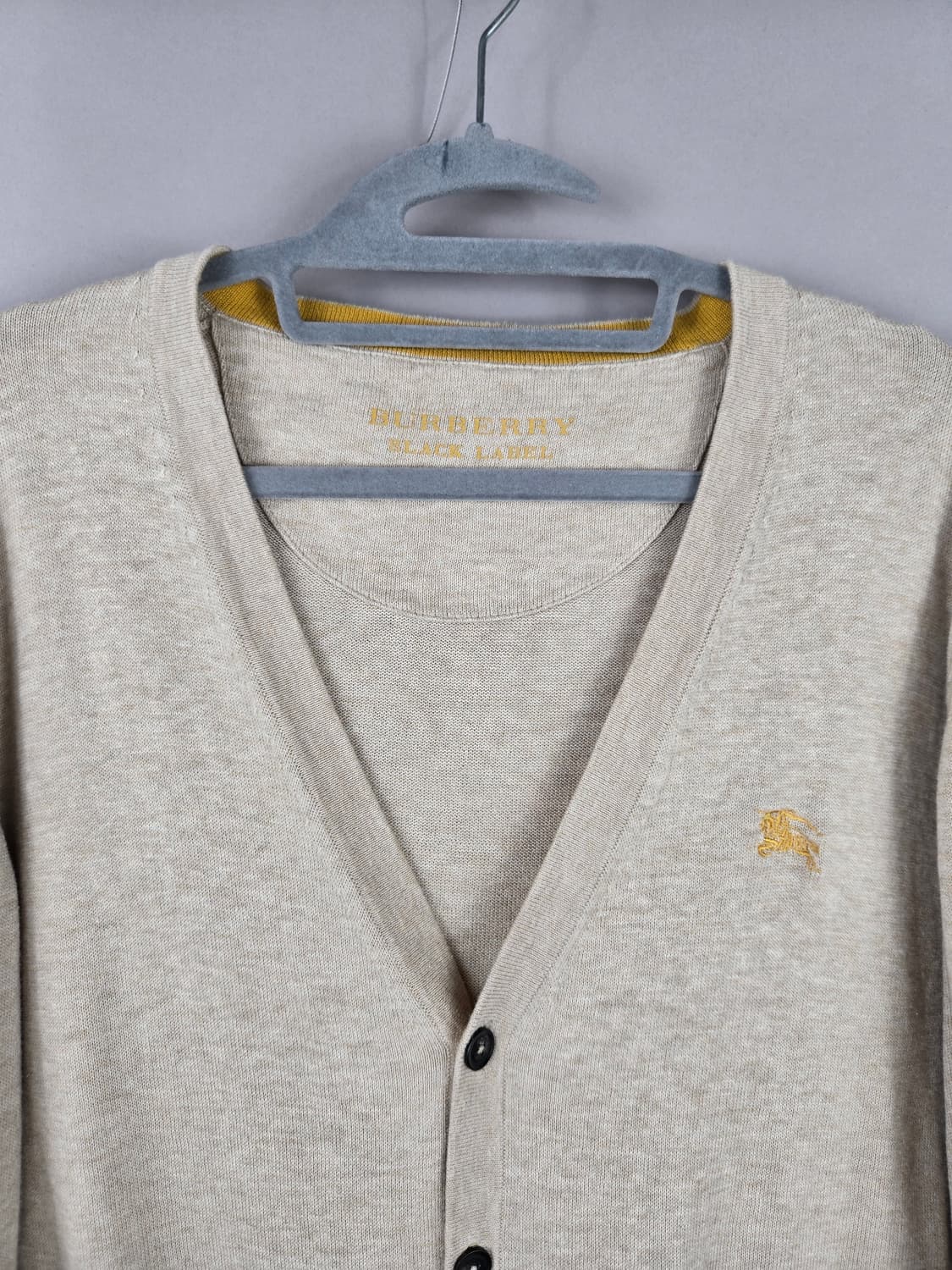 [무료배송]버버리 블랙라벨 3 (100-105) 남성 브이넥 가디건 정품 상품이미지2