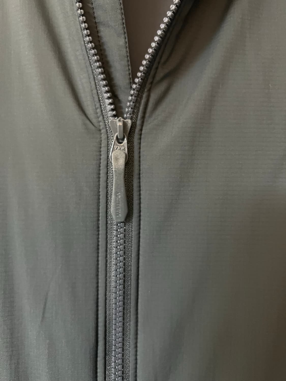 아크테릭스 아톰LT 아톰후디 글리치 XL 백화점판 상품이미지9