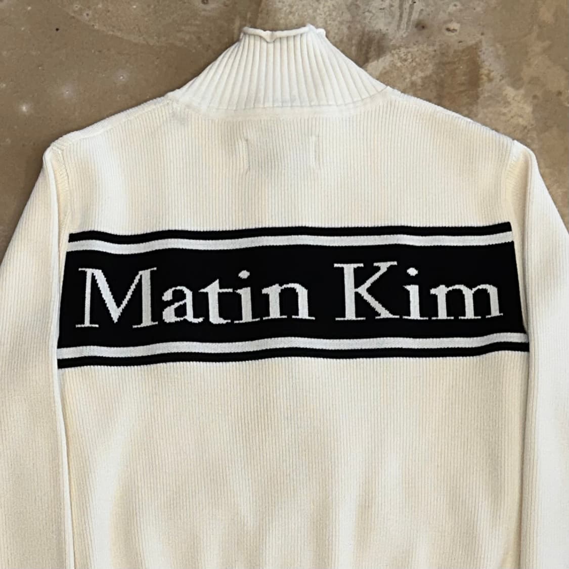 M 마뗑킴 여성용 빅로고 아이보리 크롭 니트 집업 상품이미지1