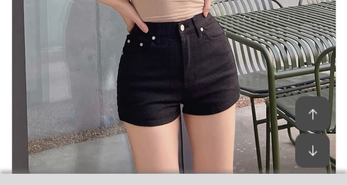 [카인다미] 골반볼륨업 블랙 숏팬츠 골반뽕 청바지 상품이미지1