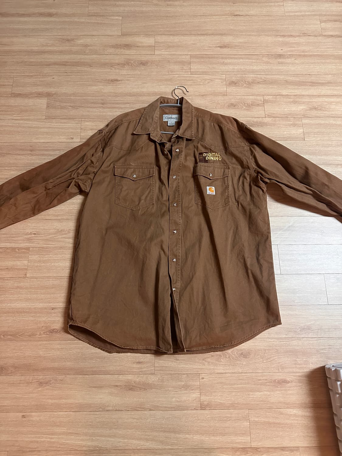 칼하트 긴팔셔츠(L/105/브라운) 상품이미지1