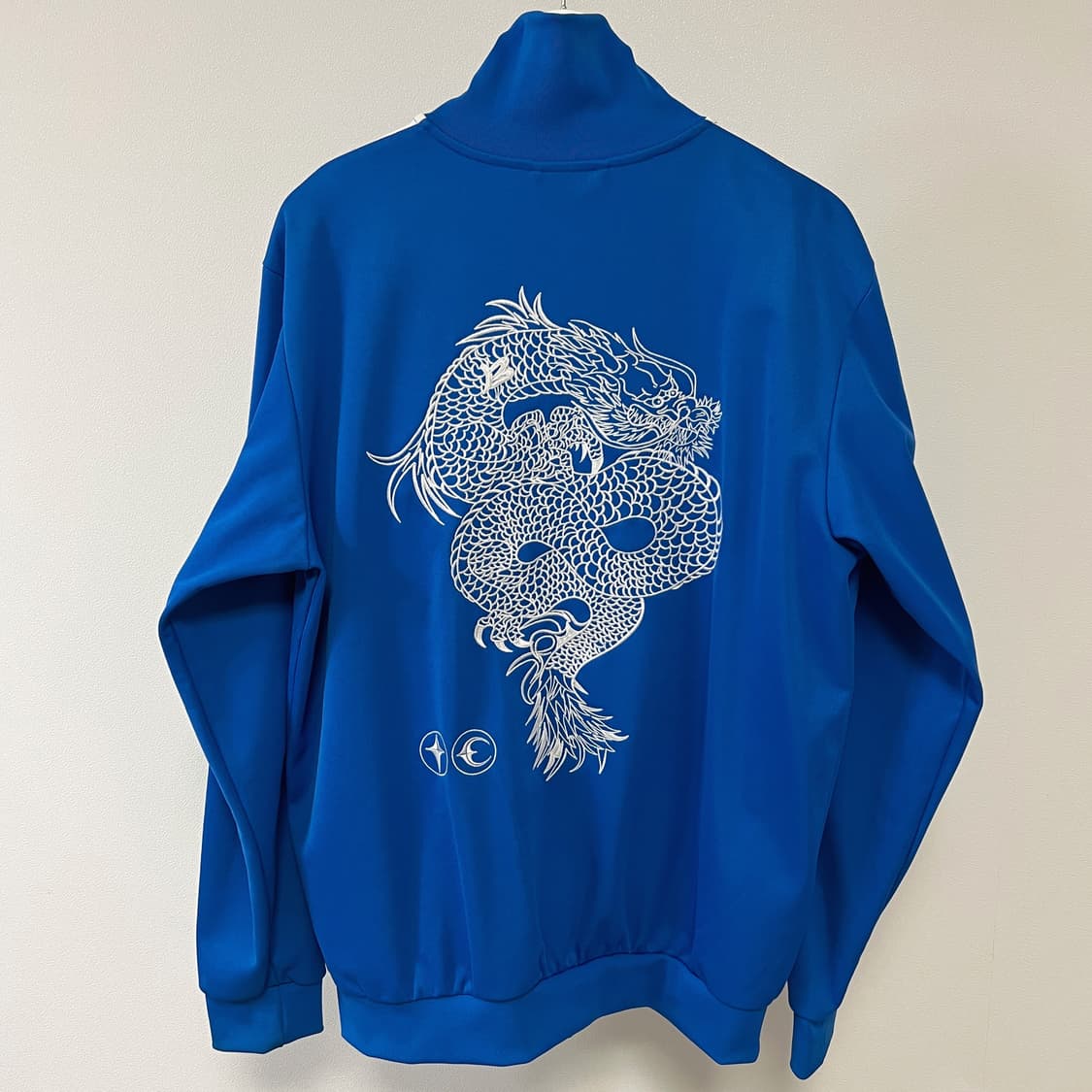 떠그클럽 아디다스 드래곤 트랙탑 블루  상품이미지4