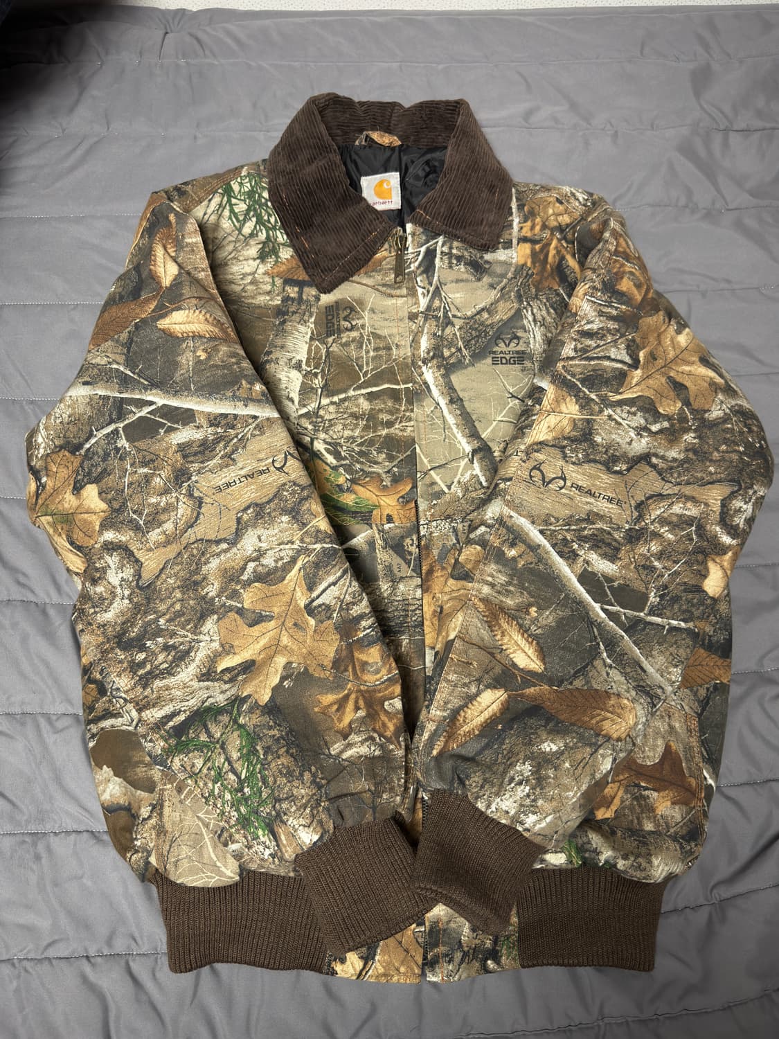 칼하트 리얼트리 봄버 상품이미지1