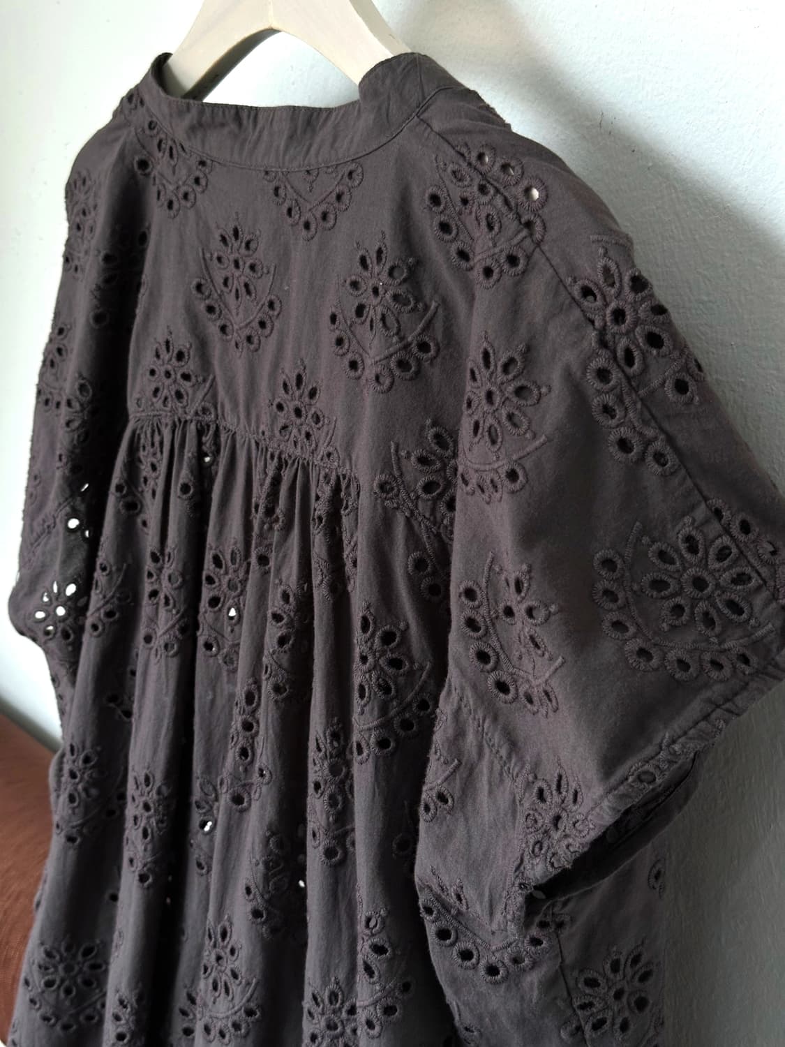 Punching design stitch cotton onepiece 상품이미지9