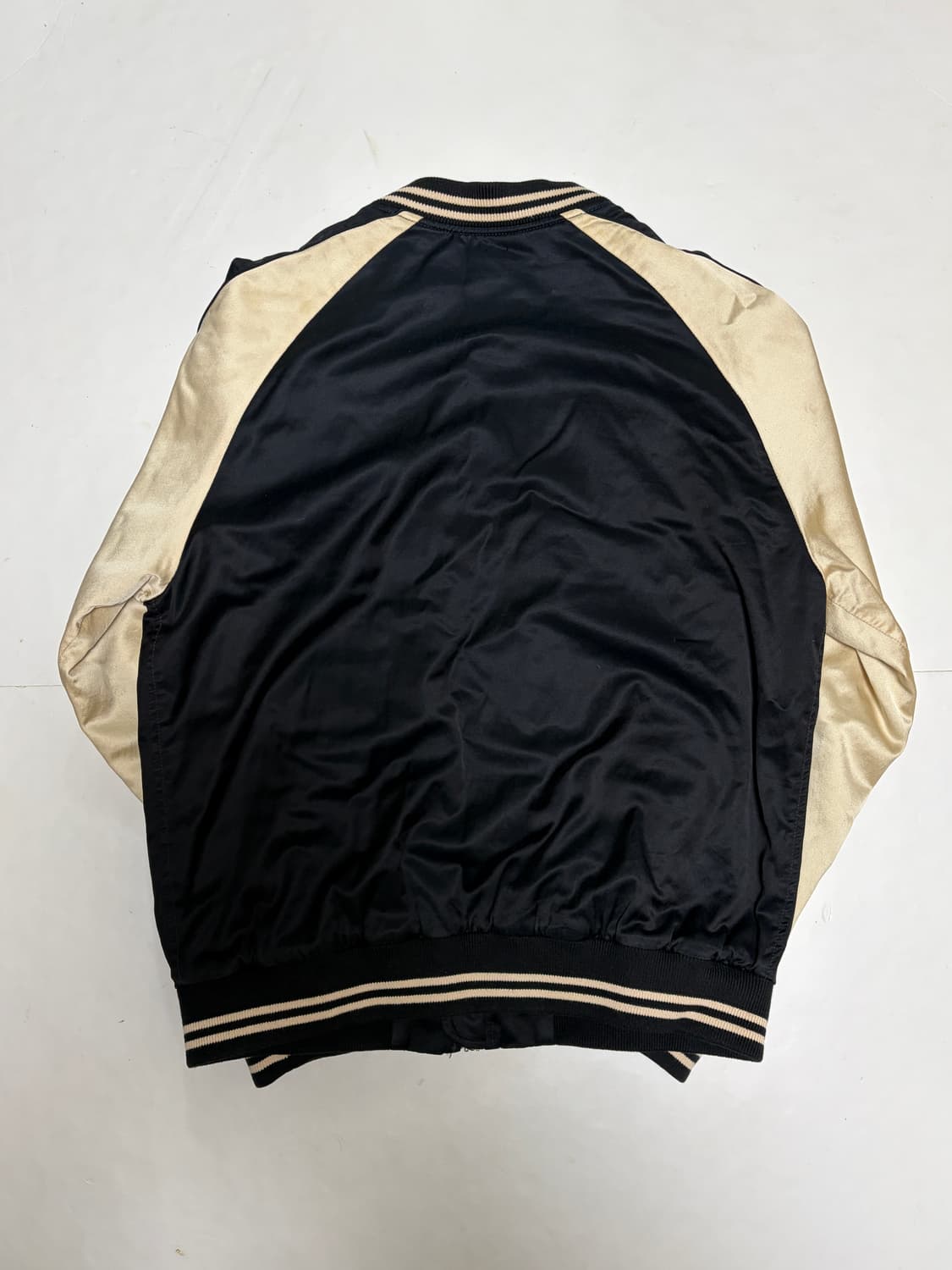 마크제이콥스 셔닐 로고 스터디움 자켓[M] 상품이미지5