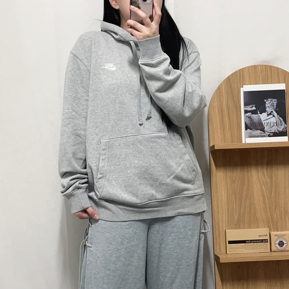 [정품] 나이키 그레이 화이트 푸츄라 후드티 [ XL ] 상품이미지2