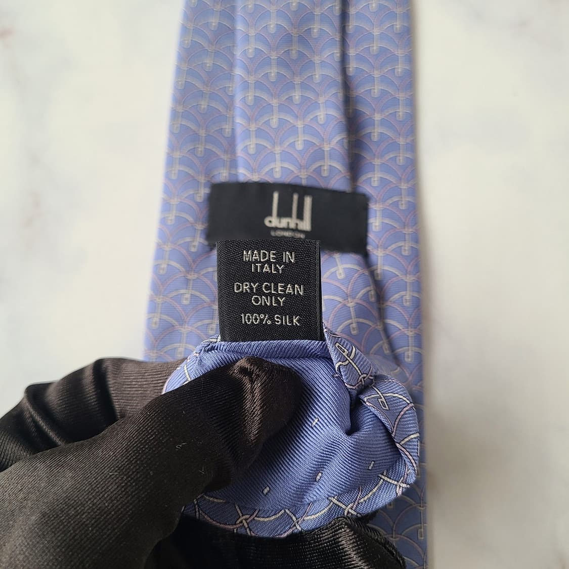 DUNHILL 던힐 실크 블루 로고 패턴 넥타이 9cm A~B등급 G6
 상품이미지7