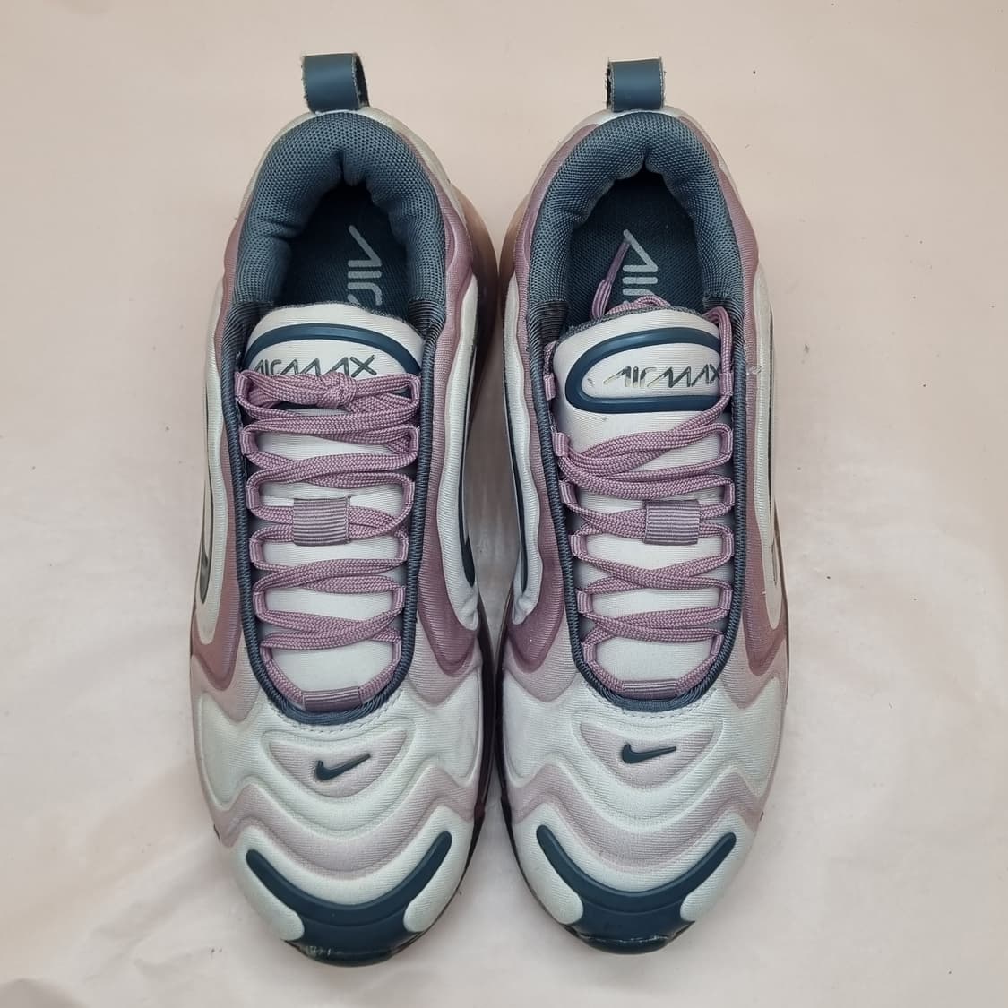 나이키 에어맥스720 여성운동화240 상품이미지2