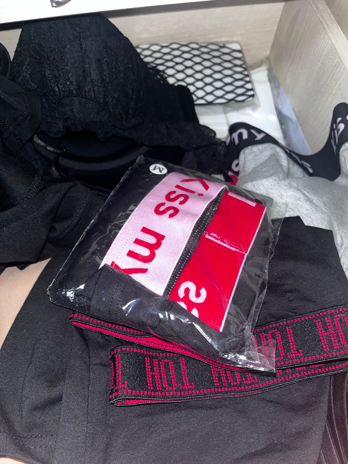 <새상품>플노팔 kissmyass브리프 m사이즈 상품이미지1