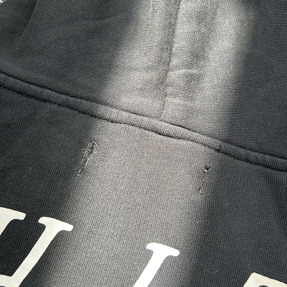 오프화이트 이글 자수 투웨이 후드 집업 상품이미지6