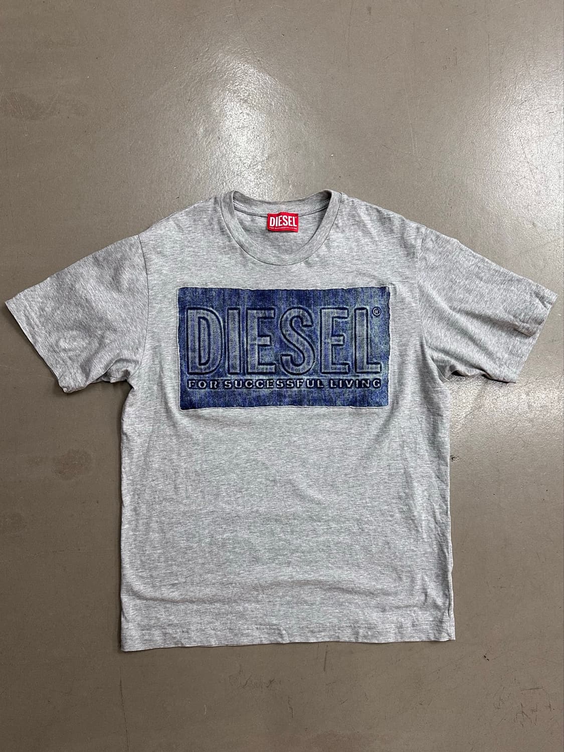 디젤(Diesel) 반팔 그레이 상품이미지5