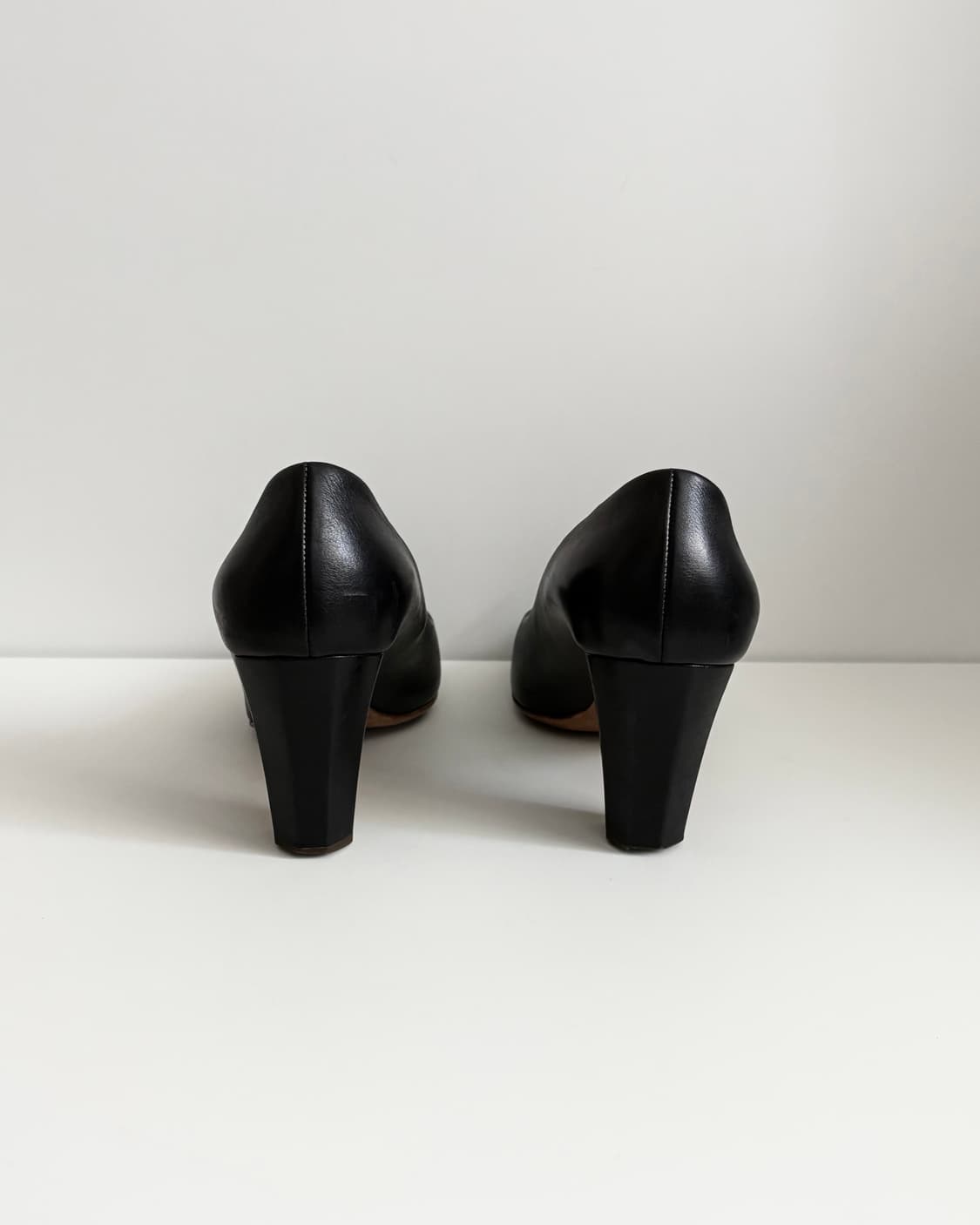 CHANEL 빈티지 샤넬 cc로고 리본 펌프스 힐 38C 상품이미지7