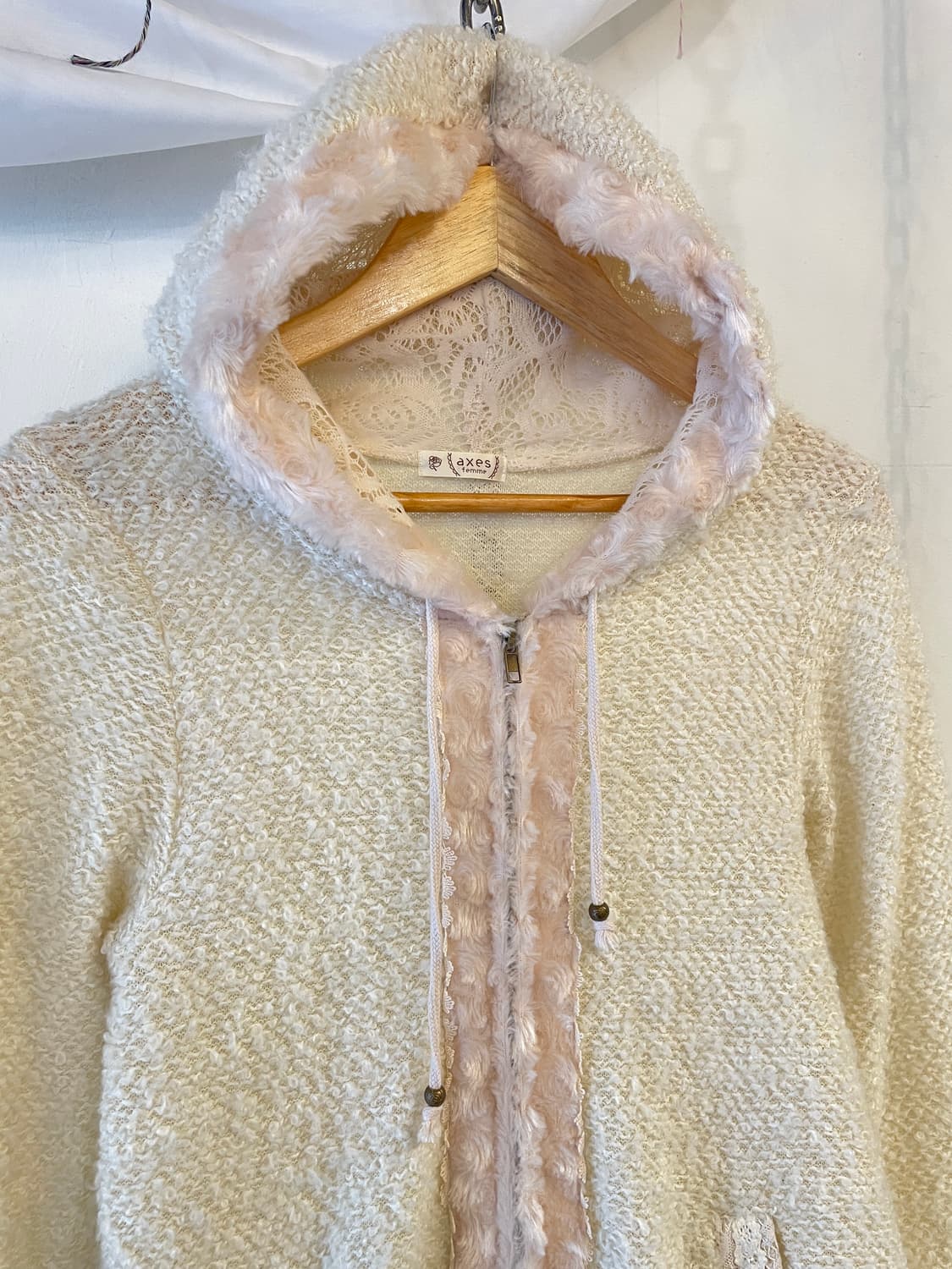 axes femme 엑시즈팜 핑크 퍼 아이보리 후드 집업 모리 갸루 상품이미지4
