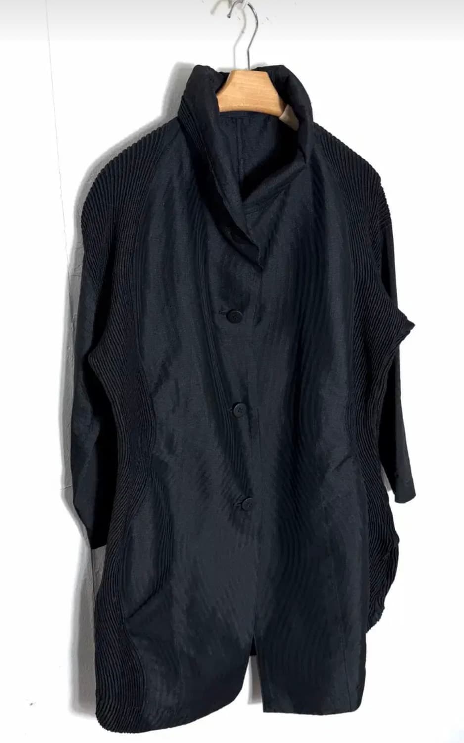 이세이미야케 플리츠 자켓 상품이미지1