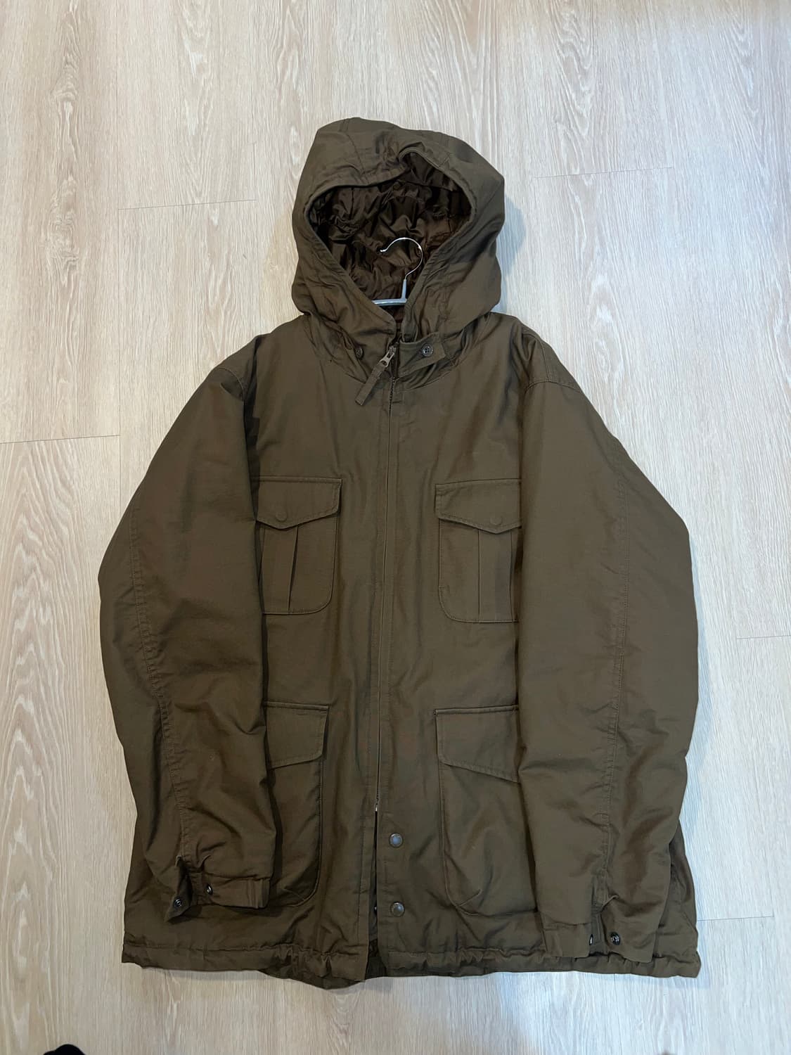 유니클로 x 엔지니어드 가먼츠 유틸리티 자켓 브라운 M  (국내 L) 상품이미지1