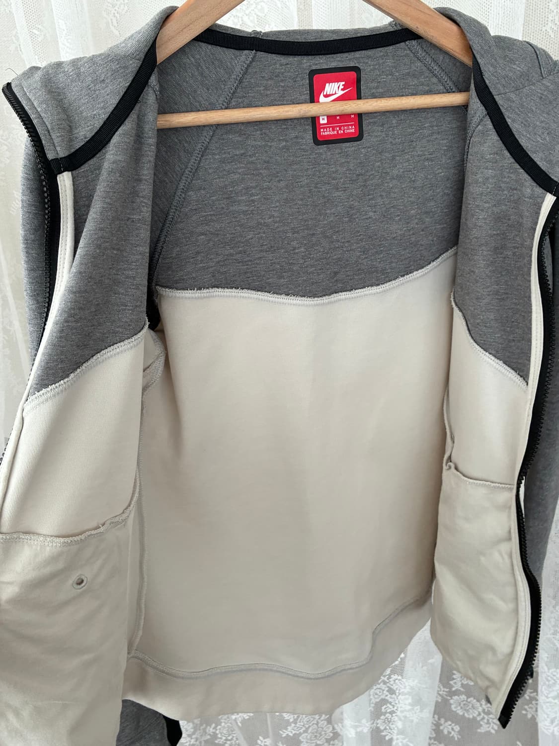 M) 나이키 여성 테크플리스 후드 집업 그레이 베이지 상품이미지4