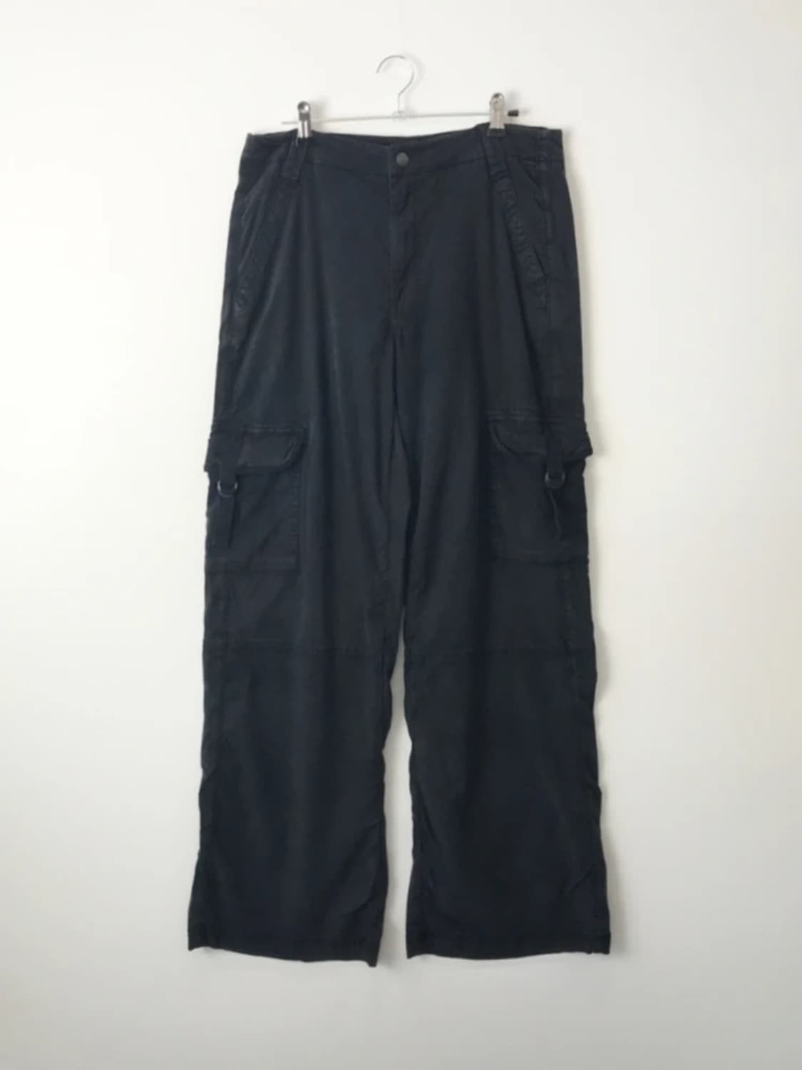 American Eagle Black Cargo Pants 상품이미지4