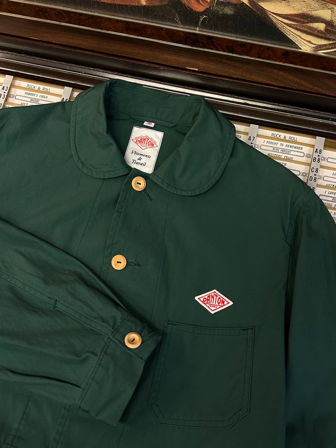 단톤 라운드 카라 그린 자켓 상품이미지1