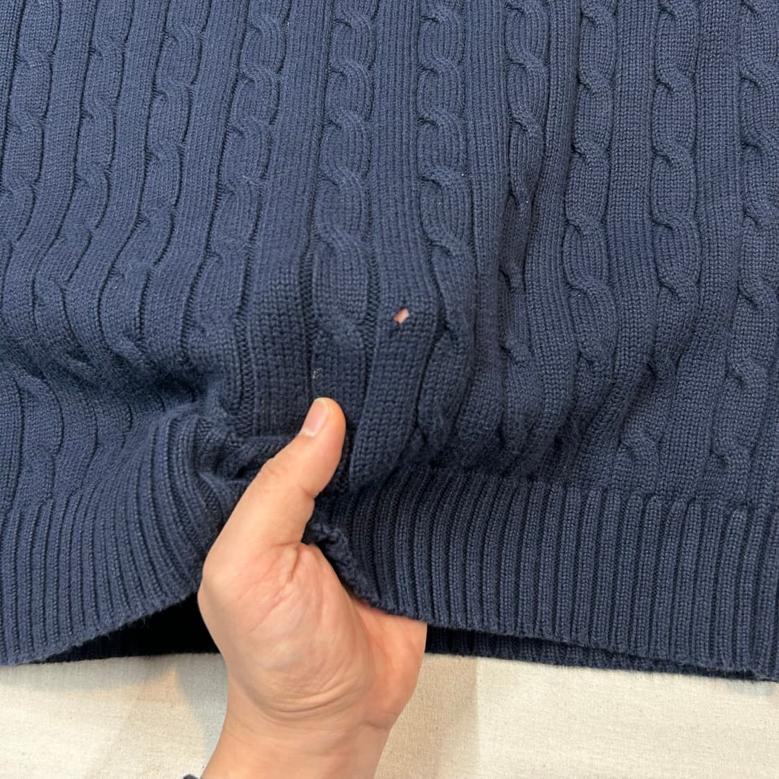 XL) 폴로 랄프로렌 케이블 꽈배기 니트 신형 큐알탭 네이비 상품이미지10