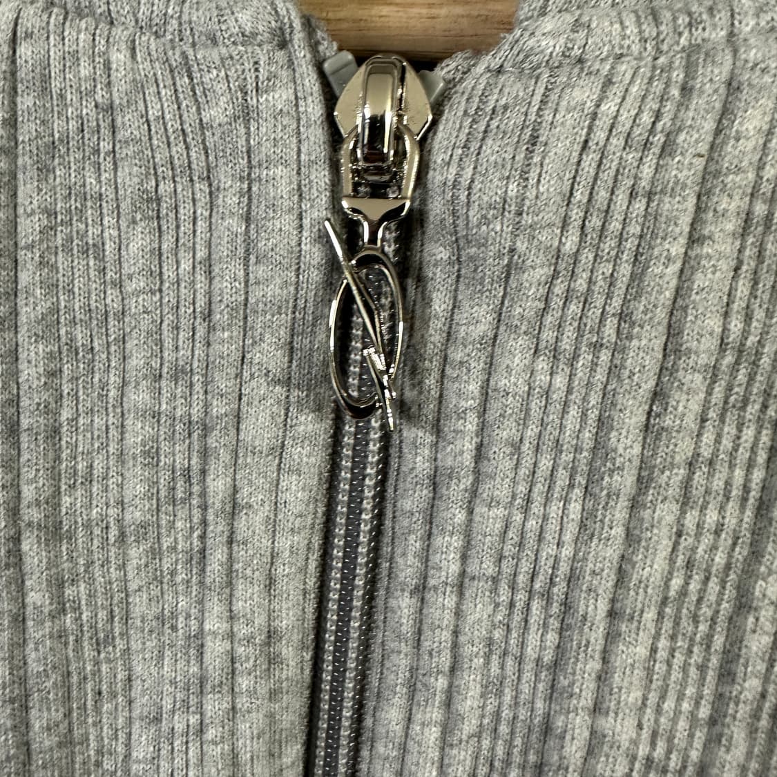 51퍼센트 크롭 후드 집업 상품이미지2