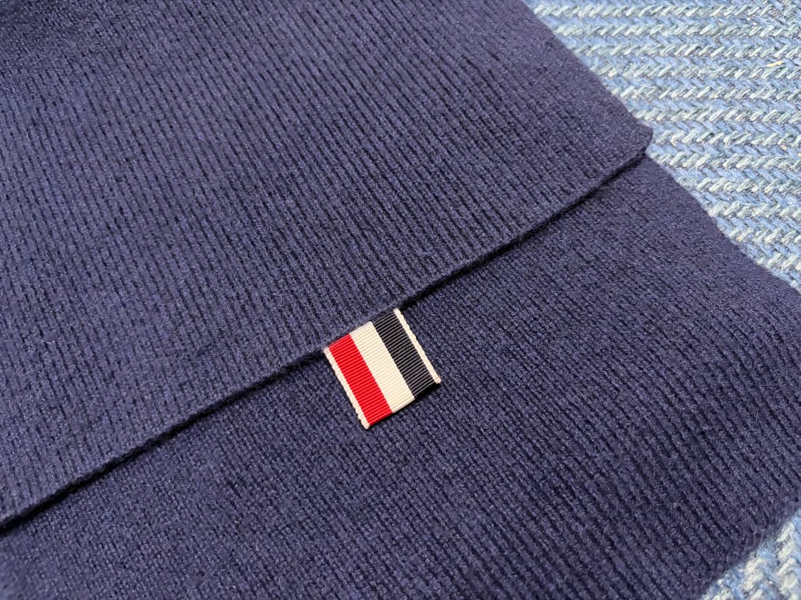 톰브라운 캐시미어 사선 네이비 머플러 상품이미지3