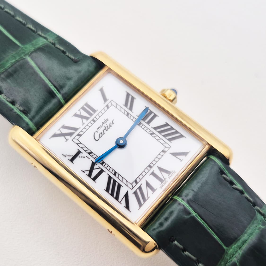 까르띠에 머스트탱크 라지사이즈 그린스트렙 상품이미지1