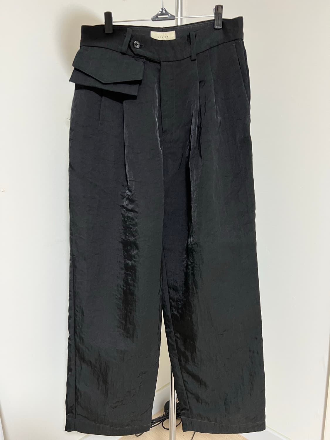 JieDa one pocket detail pants 상품이미지1