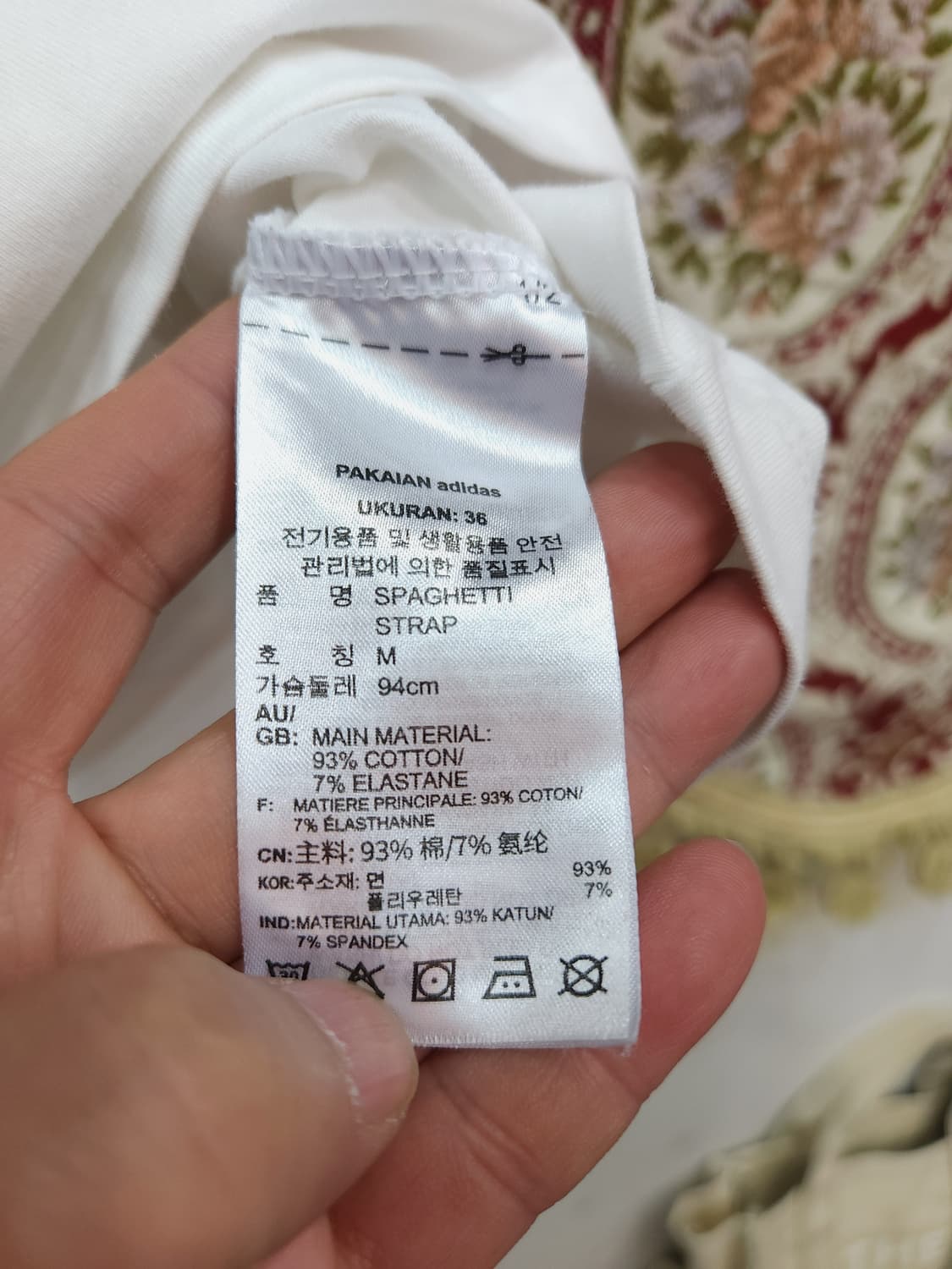 아디다스 스파게티 크롭 탱크탑 나시

 상품이미지9